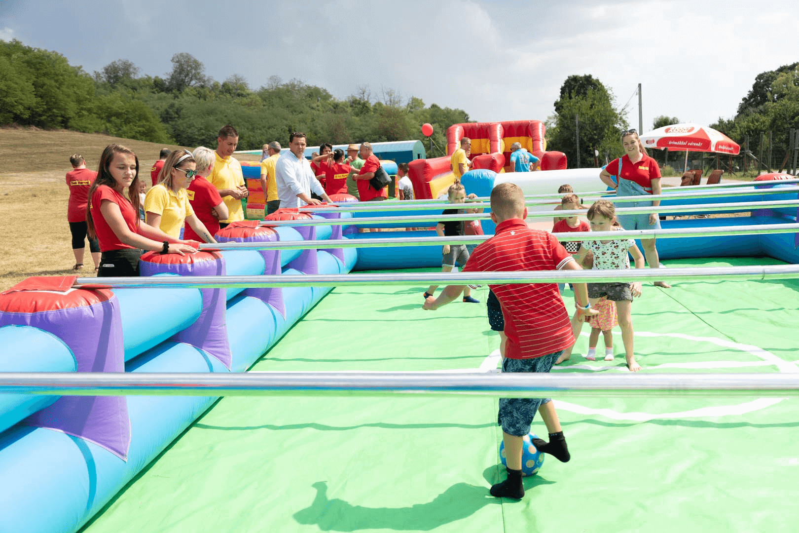 tom_market_szuletesnap_foci