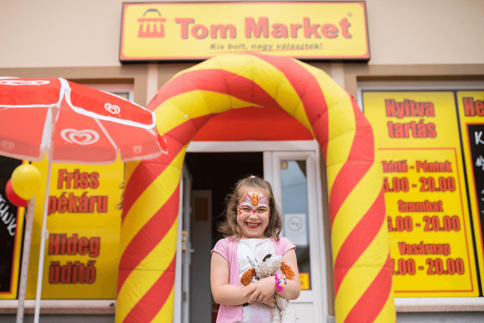 tom_market_uzlet_nyitas_kislany_orom